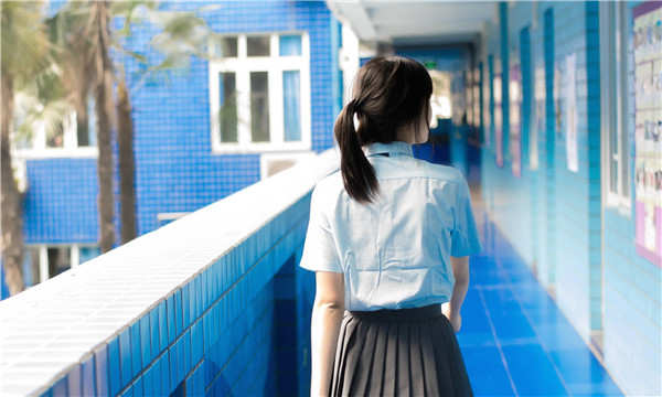 下花园如何找到一个可以帮助我生孩子的女人？